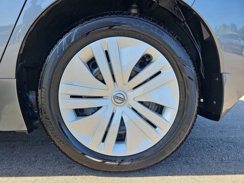 Used 2023 Nissan Leaf S FWD image 32