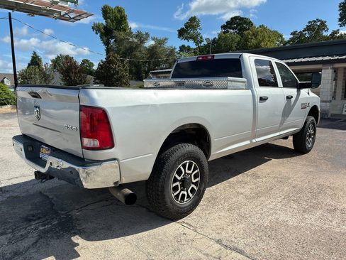 Used 2018 RAM 2500 Tradesman w/ Chrome Appearance Group AWD/4WD image 6