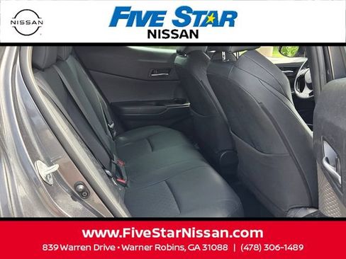Used 2021 Toyota C-HR Limited FWD image 14
