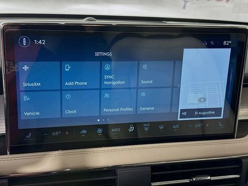 New 2026 Lincoln Corsair Premiere FWD image 16