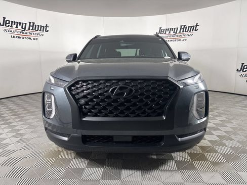 Used 2022 Hyundai Palisade Calligraphy w/ Cargo Package FWD image 2