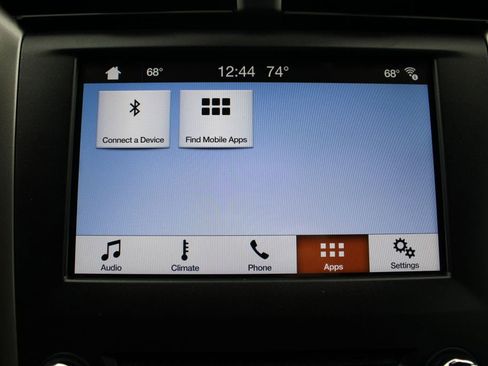 Used 2017 Ford Fusion SE FWD image 31