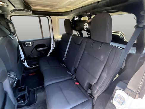 Used 2019 Jeep Wrangler Unlimited Sport S AWD/4WD image 19