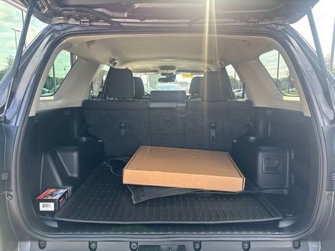 Used 2023 Toyota 4Runner TRD Off-Road AWD/4WD image 5