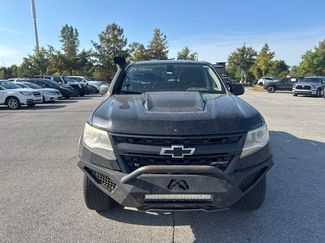 Used 2019 Chevrolet Colorado ZR2 w/ ZR2 Midnight Special Edition AWD/4WD video 2