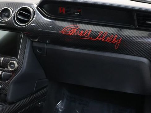 Used 2019 Ford Mustang Shelby GT350R w/ GT350R Equipment Group 920A RWD image 92