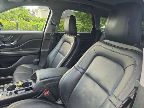 Certified 2022 Lincoln Corsair FWD w/ Premium Package image 19