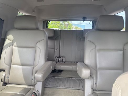 Used 2018 GMC Yukon SLT w/ Open Road Package AWD/4WD image 28