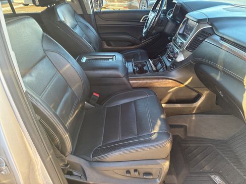Used 2018 GMC Yukon XL Denali w/ Denali Ultimate Package image 17