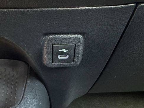 Used 2025 Toyota Corolla LE FWD image 21