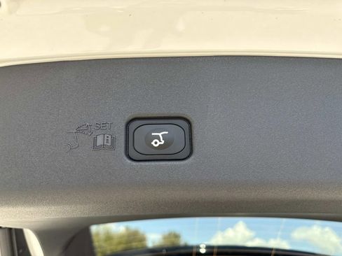 New 2026 Lincoln Nautilus Reserve image 12