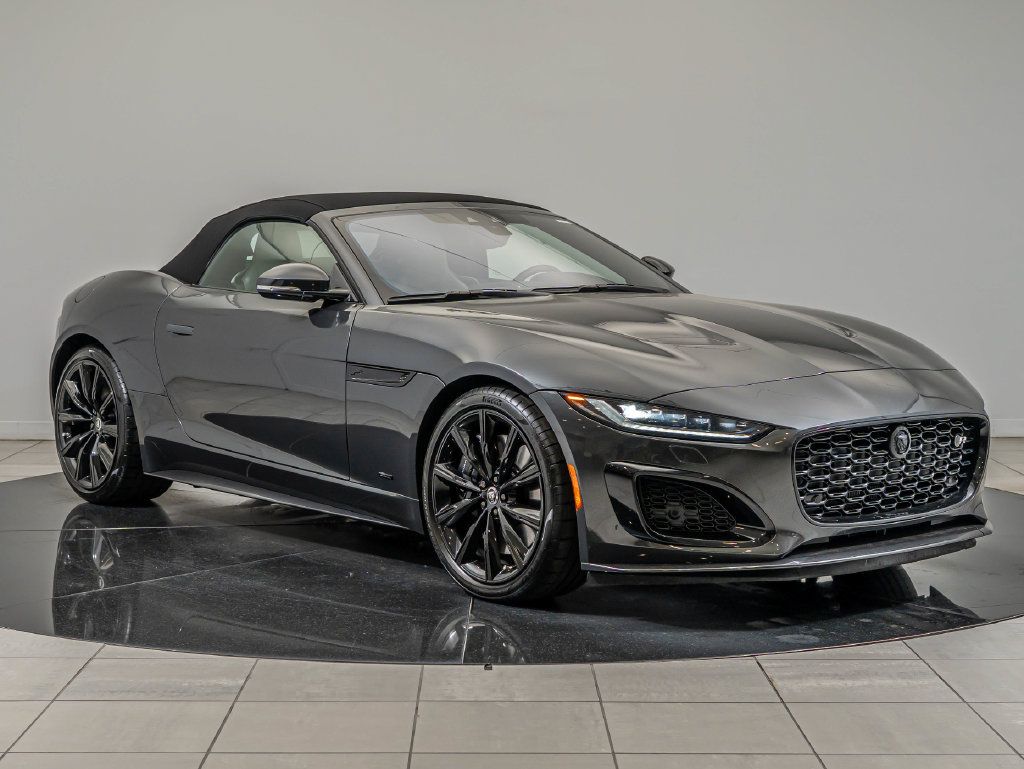 Used 2024 Jaguar F-TYPE R AWD/4WD image 4