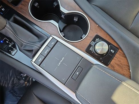 Used 2022 Lexus RX 350L FWD w/ Premium Package image 28