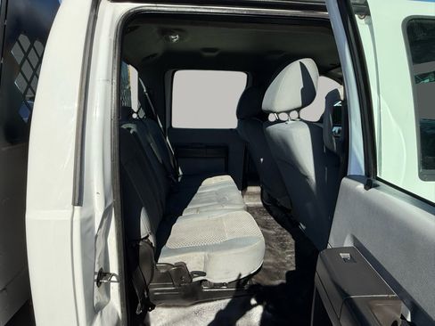 Used 2015 Ford F550 4x4 Crew Cab Super Duty image 18