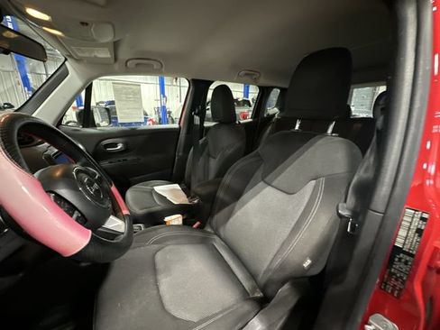 Used 2021 Jeep Renegade Sport AWD/4WD image 17