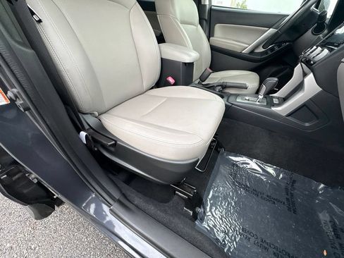Used 2018 Subaru Forester 2.5i Limited AWD/4WD image 24
