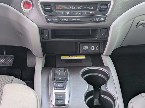 Used 2023 Honda Ridgeline RTL-E image 19