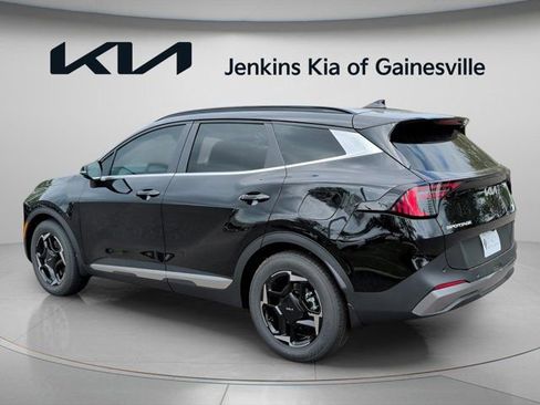 New 2026 Kia Sportage EX FWD image 6