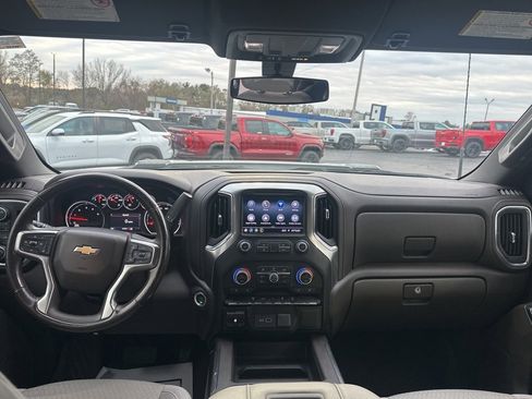 Used 2021 Chevrolet Silverado 2500 LT w/ Convenience Package image 10
