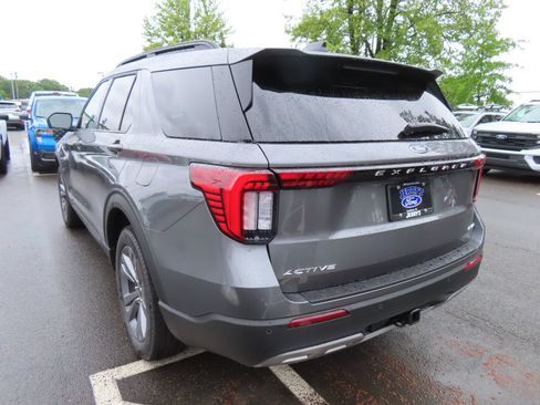 New 2026 Ford Explorer Active w/ Active Comfort Package AWD/4WD image 6
