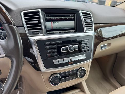 Used 2015 Mercedes-Benz ML 350 2WD image 32