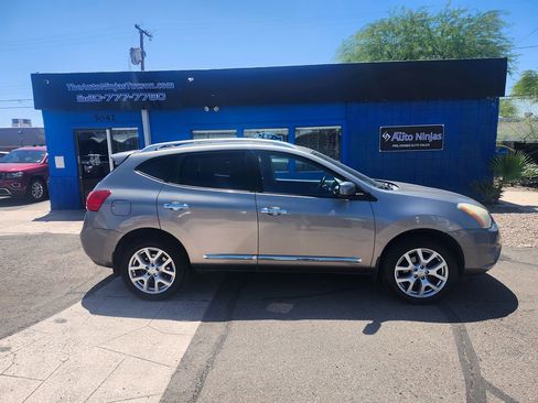 Used 2013 Nissan Rogue SL image 7