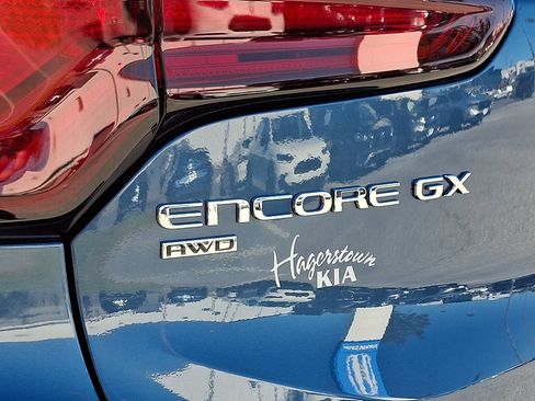 Used 2025 Buick Encore GX Sport Touring w/ Comfort Package image 29