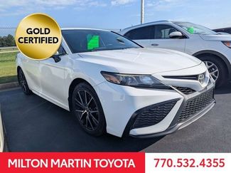 Used 2021 Toyota Camry SE w/ Convenience Package FWD video 2