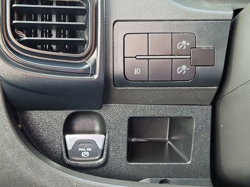 Used 2025 RAM ProMaster 3500 w/ Convenience Group FWD image 13