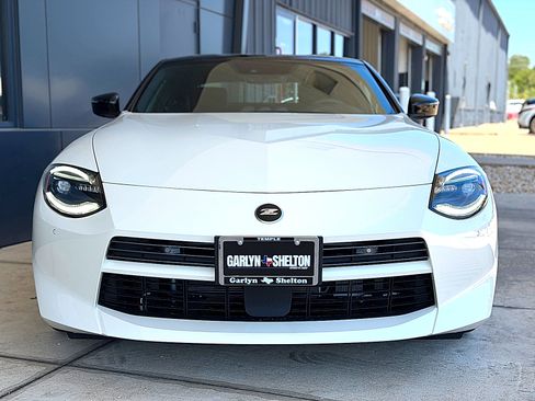 New 2027 Nissan Z Performance w/ Essentials Package (Sport) RWD image 9