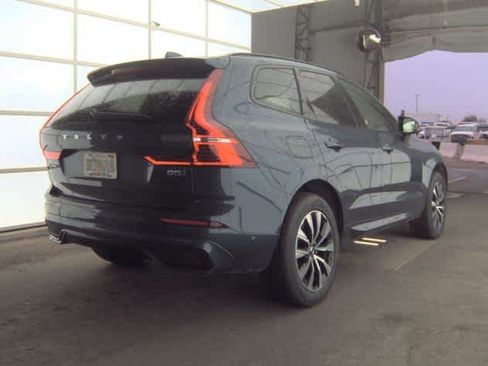 Used 2025 Volvo XC60 B5 Plus AWD/4WD image 5