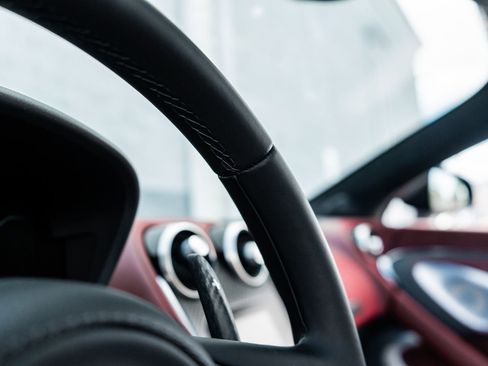 Used 2025 McLaren GTS image 31