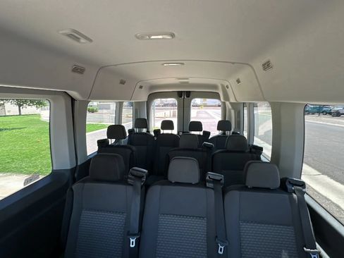 Used 2022 Ford Transit 350 XLT RWD image 18