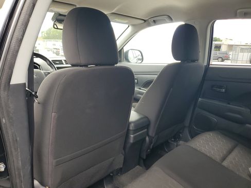 Used 2021 Mitsubishi Outlander Sport LE image 13