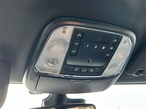 Certified 2020 Jeep Grand Cherokee High Altitude image 34