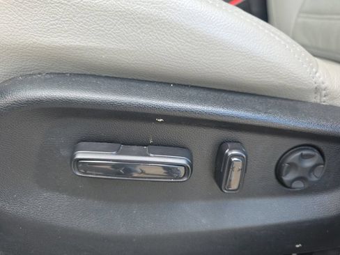 Used 2022 Honda CR-V EX image 11