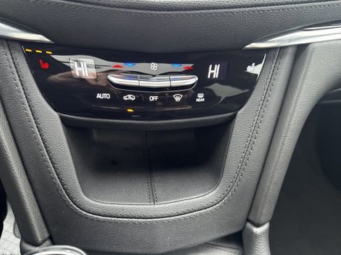 Used 2025 Cadillac XT5 Premium Luxury image 20