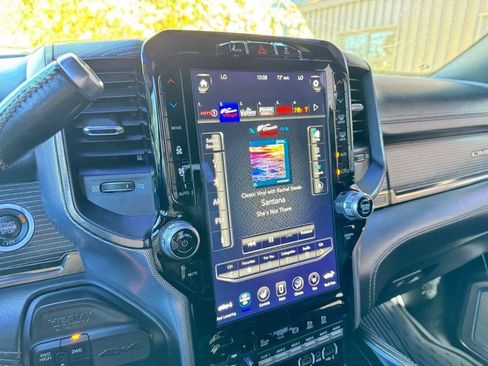 Used 2020 RAM 2500 Limited AWD/4WD image 17