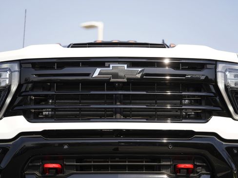 New 2026 Chevrolet Silverado 2500 LTZ w/ Trail Boss Package image 36