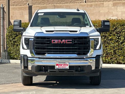 New 2025 GMC Sierra 2500 Pro w/ Convenience Package image 9