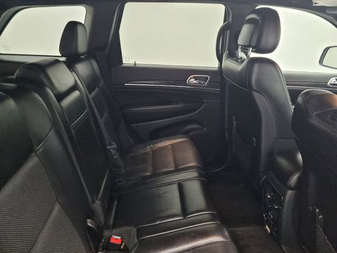 Used 2018 Jeep Grand Cherokee Limited w/ Luxury Group II image 19