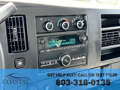 Used 2016 GMC Savana 2500 image 30