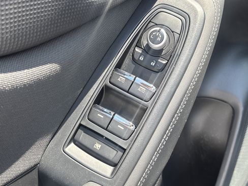 Used 2020 Subaru Forester Premium AWD/4WD image 32
