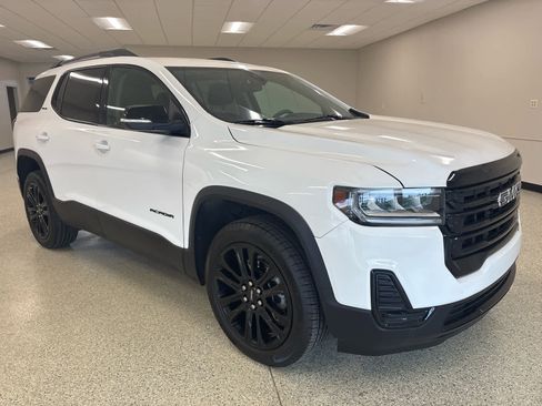 Used 2023 GMC Acadia SLE w/ Driver Convenience Package AWD/4WD image 3