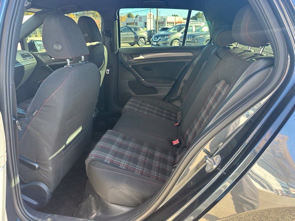 Used 2018 Volkswagen GTI S FWD image 32
