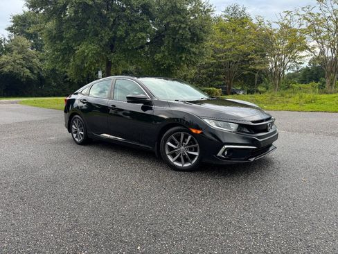 Used 2019 Honda Civic EX image 7