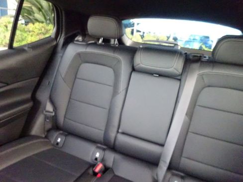 Certified 2025 Chevrolet Equinox EV LT w/ Convenience Package image 17