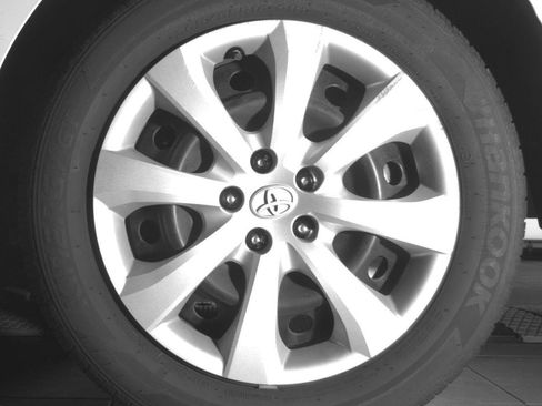 Used 2023 Toyota Corolla LE image 13