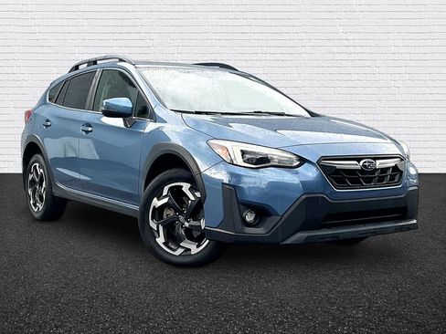 Used 2022 Subaru Crosstrek 2.5i Limited w/ Moonroof Package 2 AWD/4WD image 3