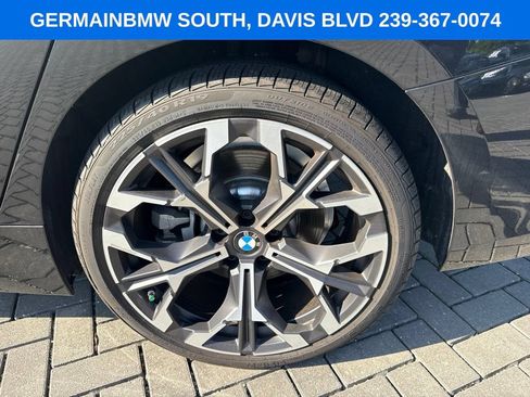 Used 2025 BMW 330i xDrive Sedan w/ Premium Package AWD/4WD image 19